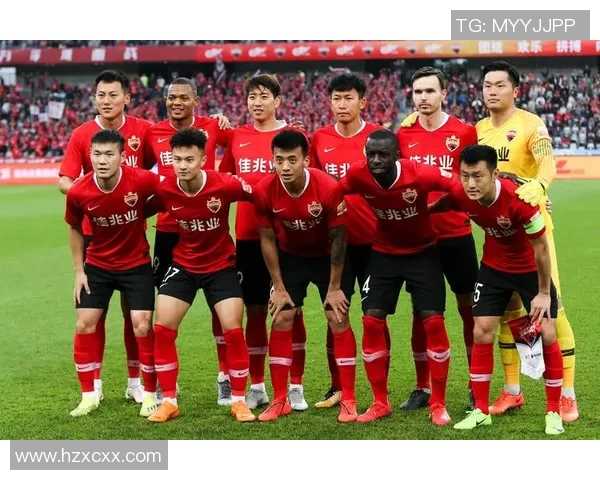 深圳排球队在大师赛中的战术解析与表现评估 深圳排球队在大师赛中的战术解析与表现评估