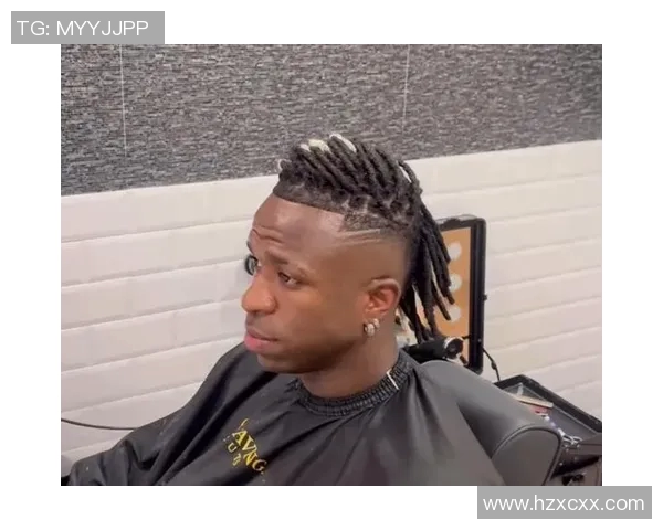 非洲足球明星的辫子发型魅力解析与时尚影响力探讨